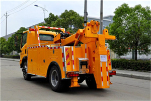 南谯高速路拖车费